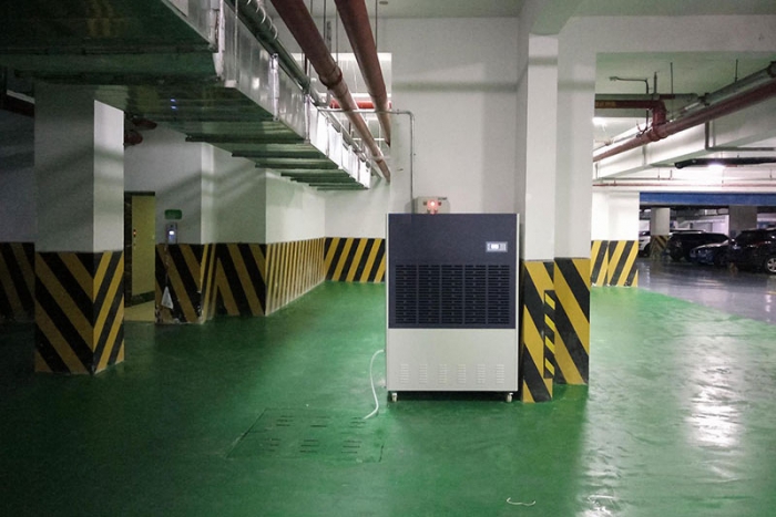 為什么企業(yè)倉庫都選擇環(huán)科除濕機(jī)？