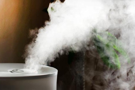 對抗梅雨季節(jié)潮濕，家用除濕機為您解決煩惱！